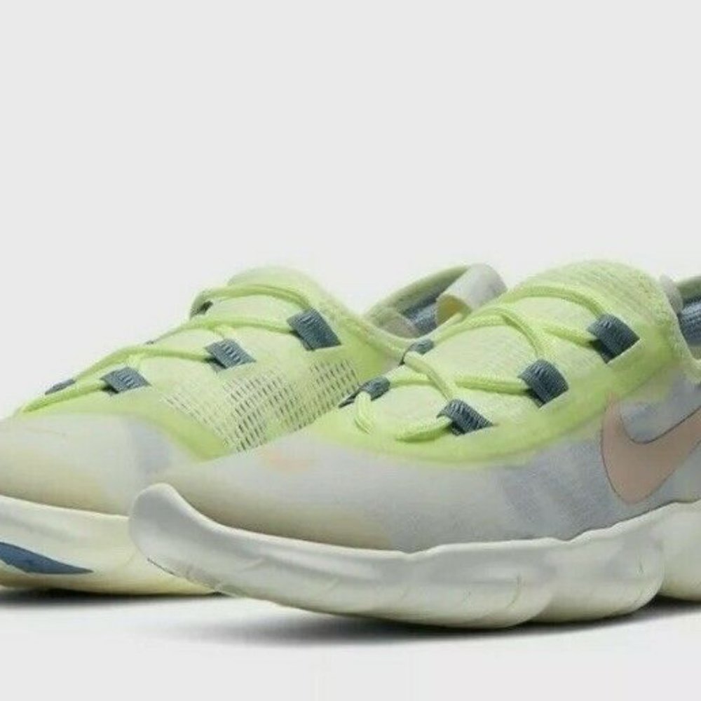 New Nike Free RN 5.0 2020 Womens Size 6 Shoes
